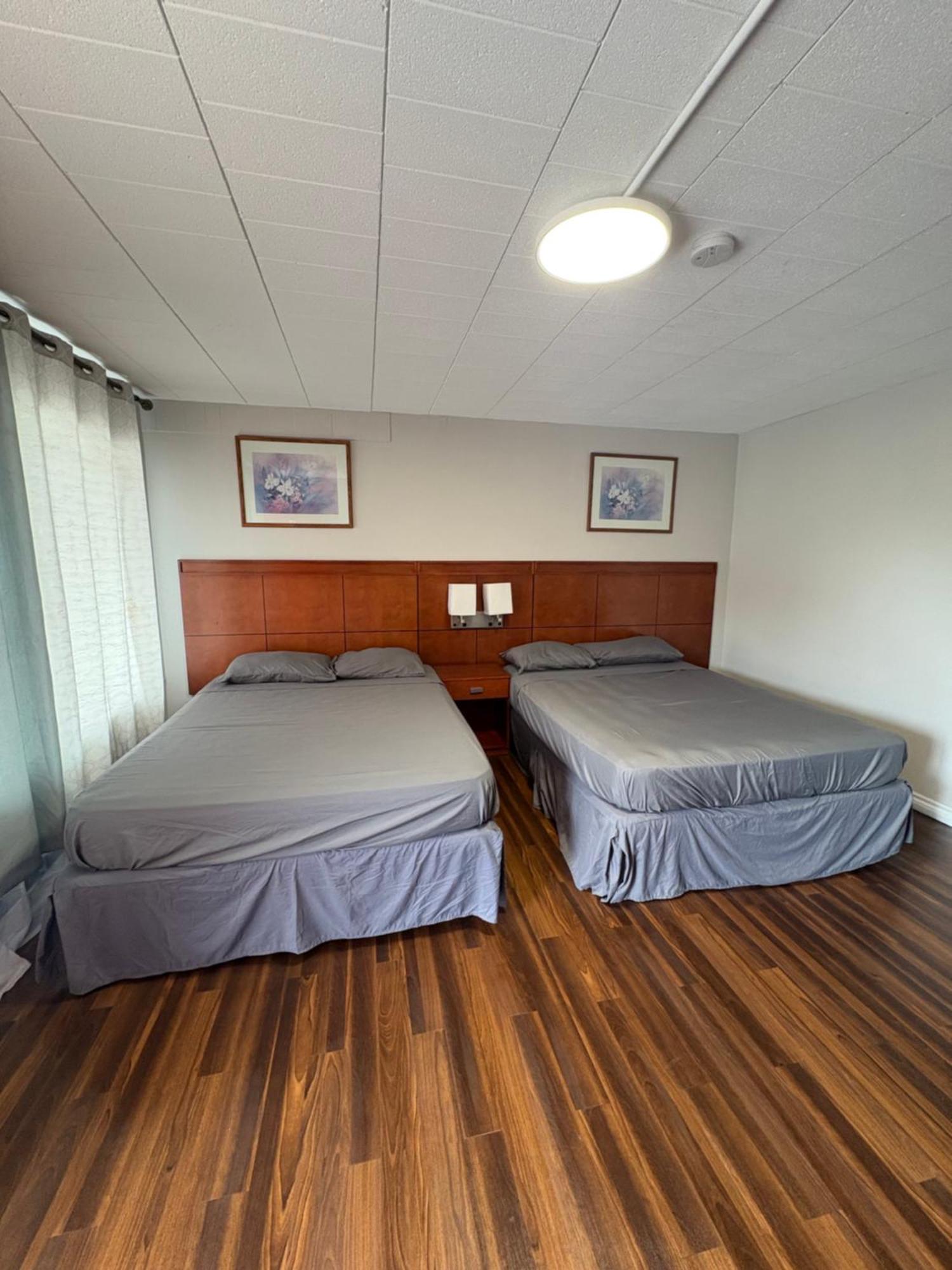 Motel Advance 2*