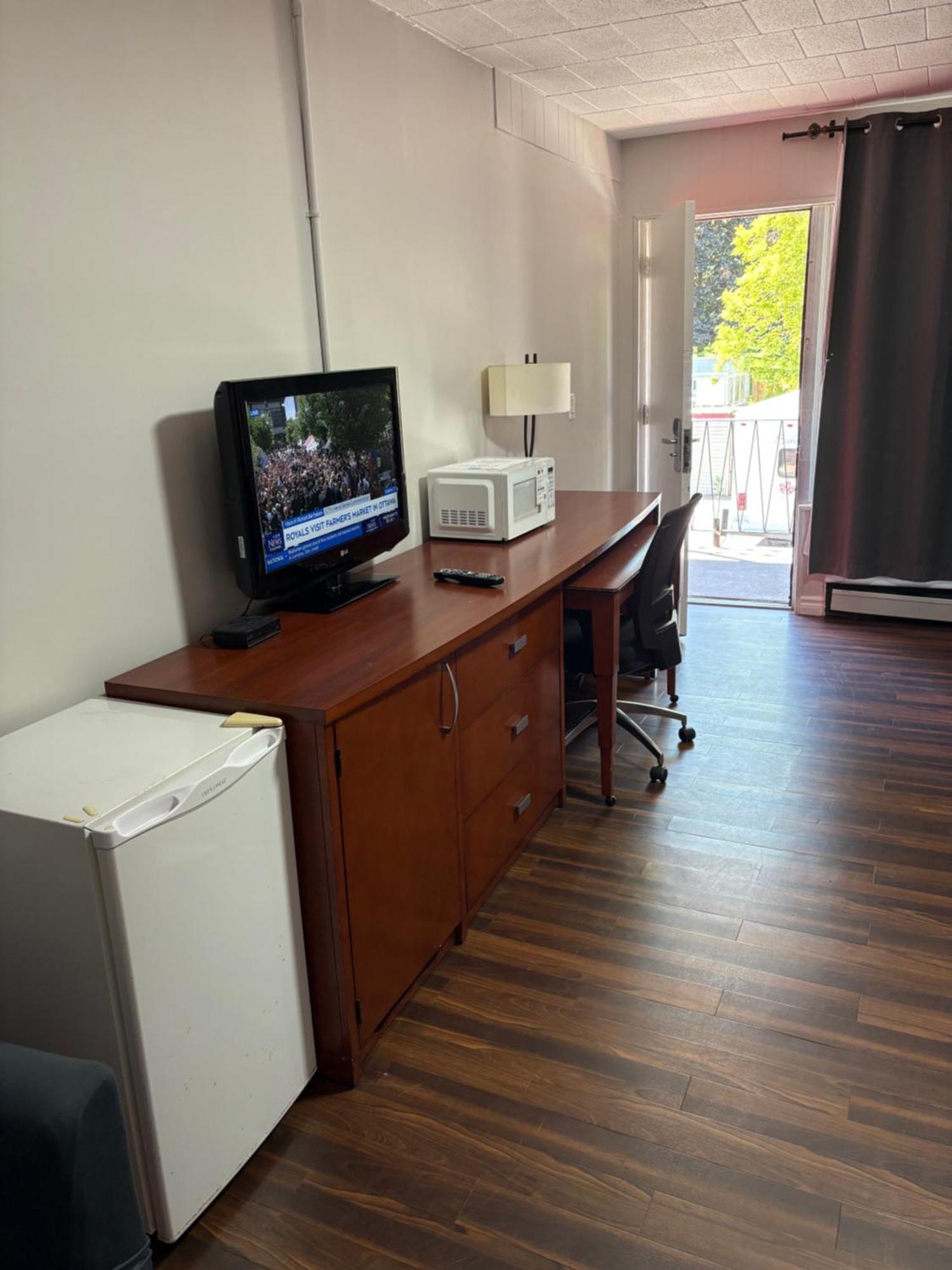 Advance Motel